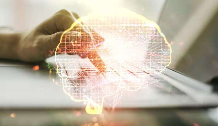 订阅制VS项目制：丹寨县软件开发公司商业模式的颠覆式创新